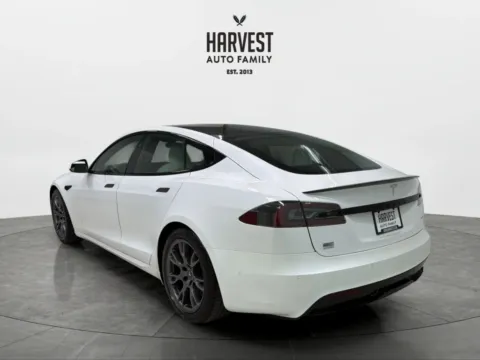 More photos of 2022 Tesla Model S Plaid Sedan 4D at Harvest Auto Family, NE