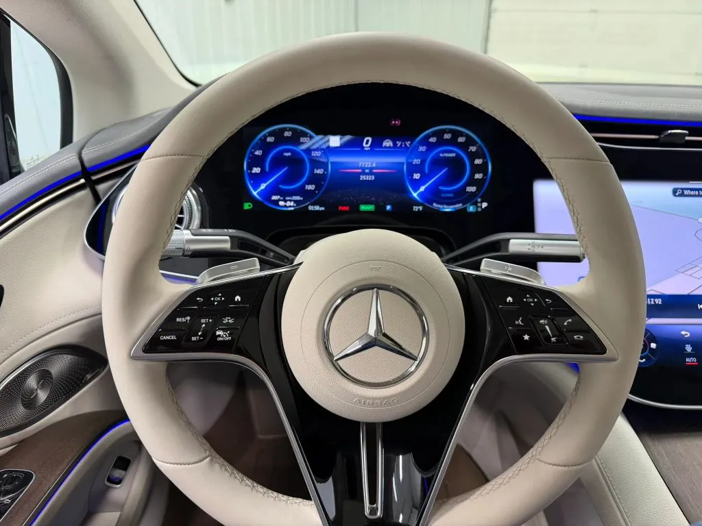 Mercedes-Benz EQS photo 22