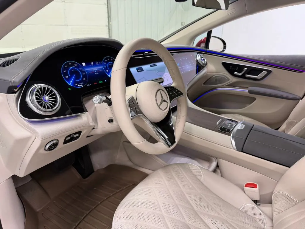 Mercedes-Benz EQS photo 12