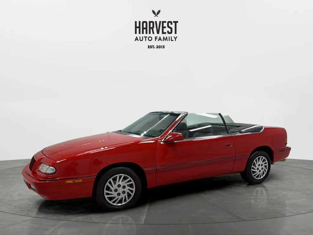 Chrysler LeBaron photo 11