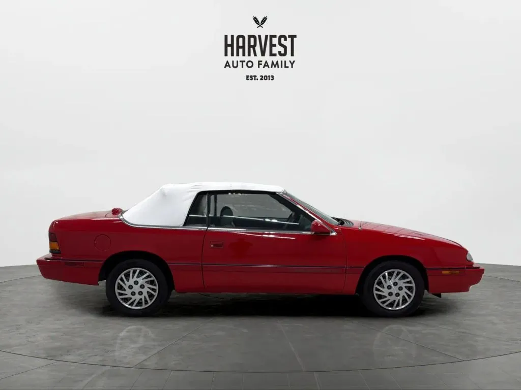 Chrysler LeBaron photo 7
