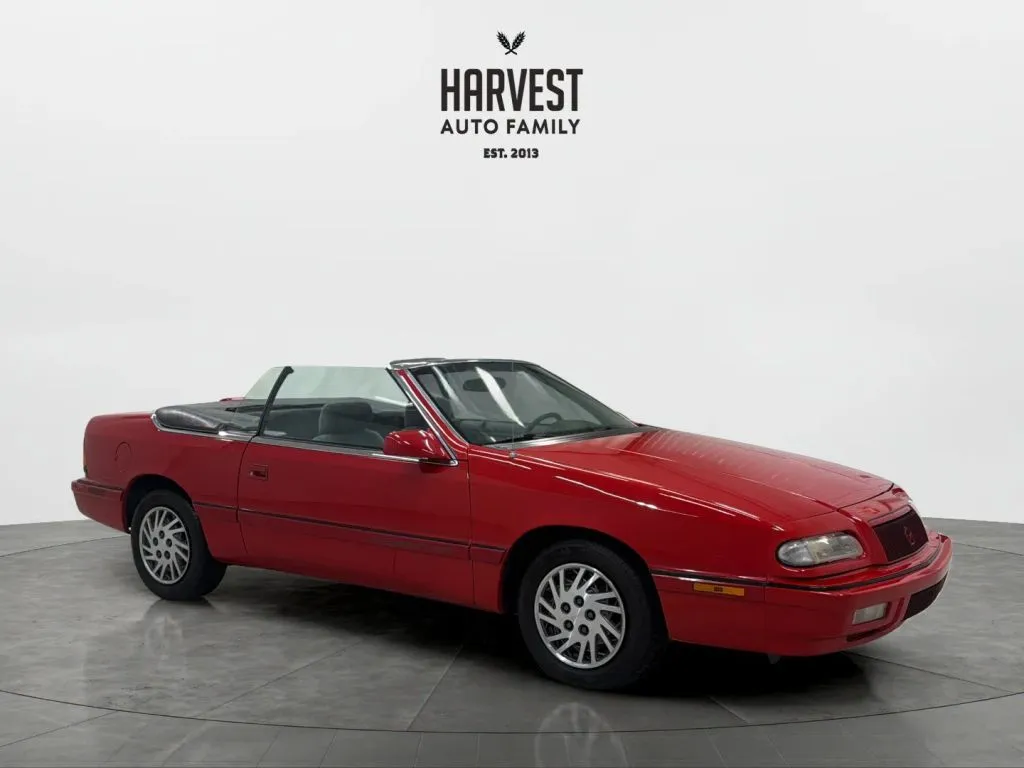 Chrysler LeBaron photo 19