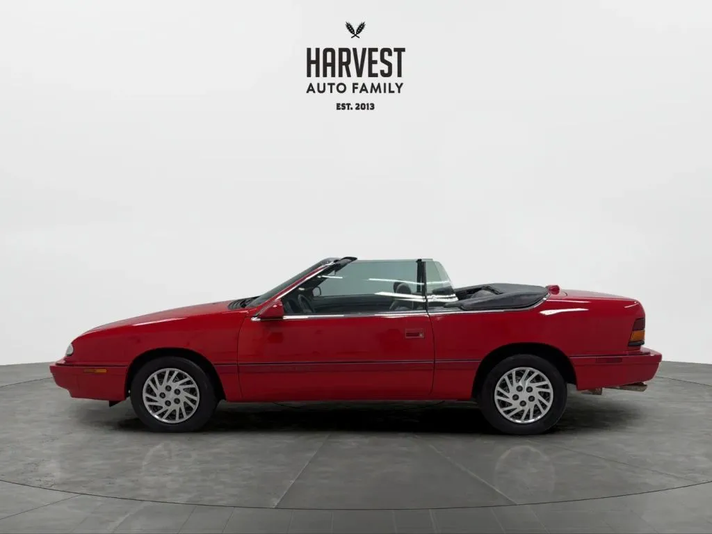 Chrysler LeBaron photo 12