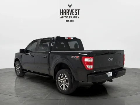 More photos of 2021 Ford F-150 SuperCrew Cab XL Pickup 4D 5 1/2 ft at Harvest Auto Family, NE