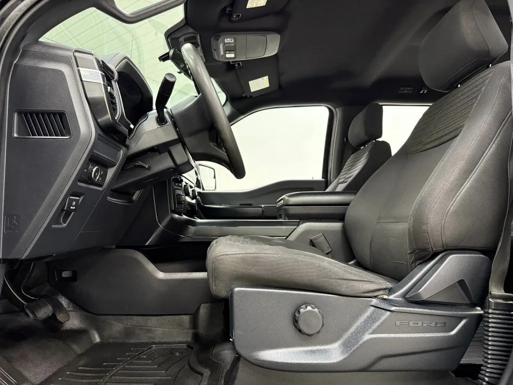 Ford F-150 photo 15