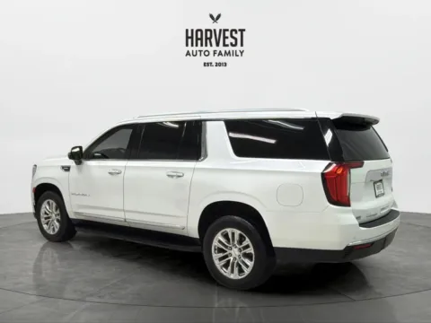 Another view of 2022 GMC Yukon XL SLT Sport Utility 4D for sale in Wahoo, NE at Harvest Auto Family