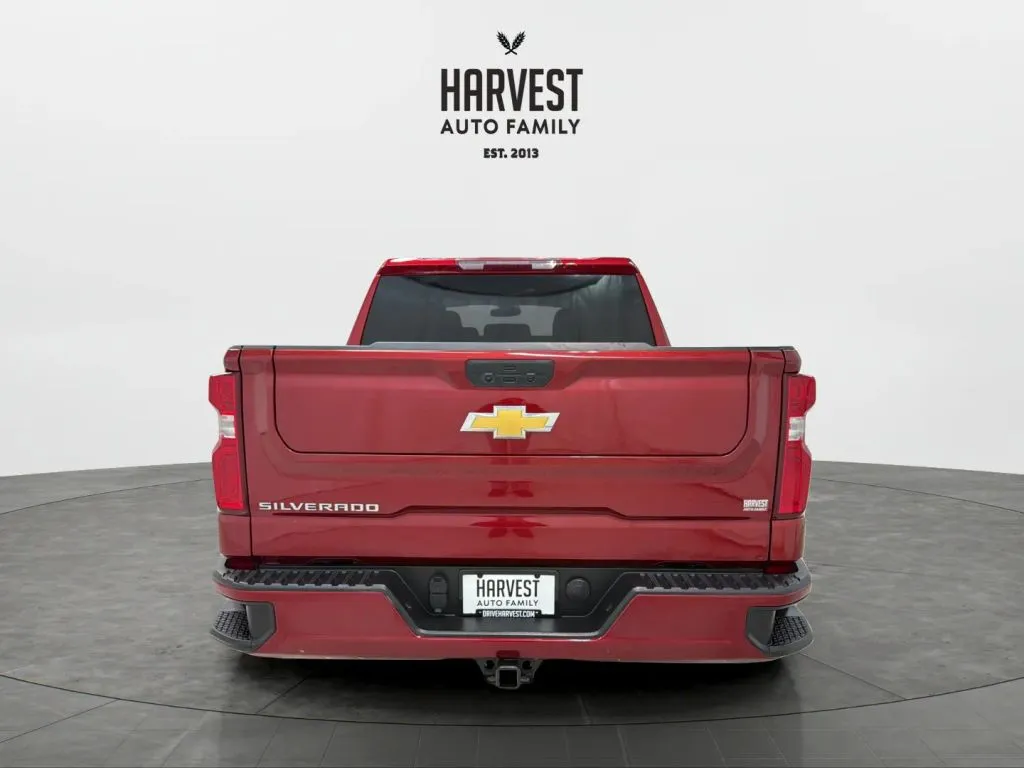 Chevrolet Silverado photo 5