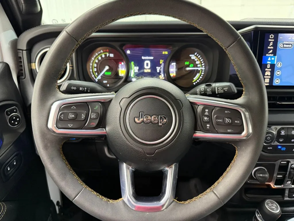 Jeep Wrangler photo 20