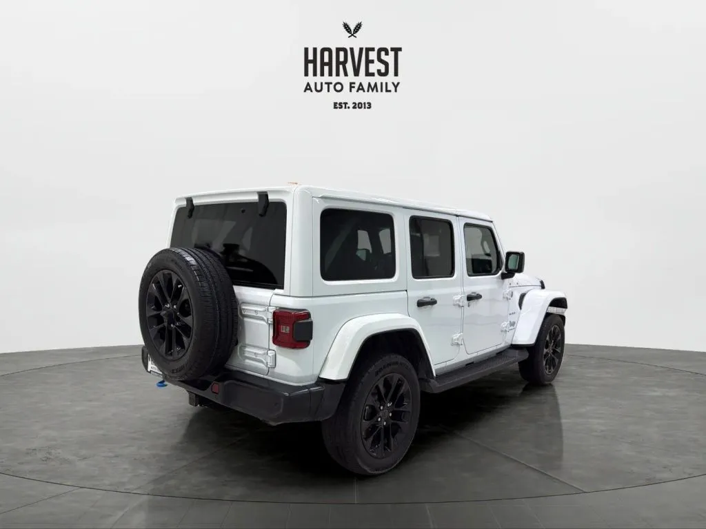 Jeep Wrangler photo 6