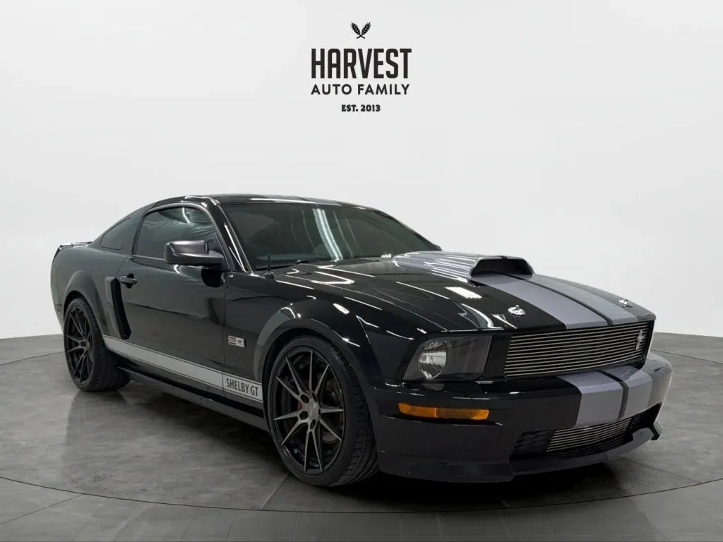 Ford Mustang photo 10