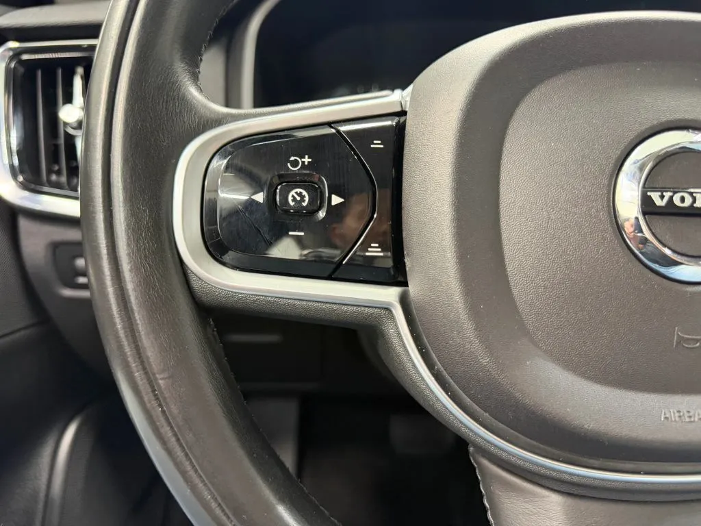 Volvo V90 photo 31