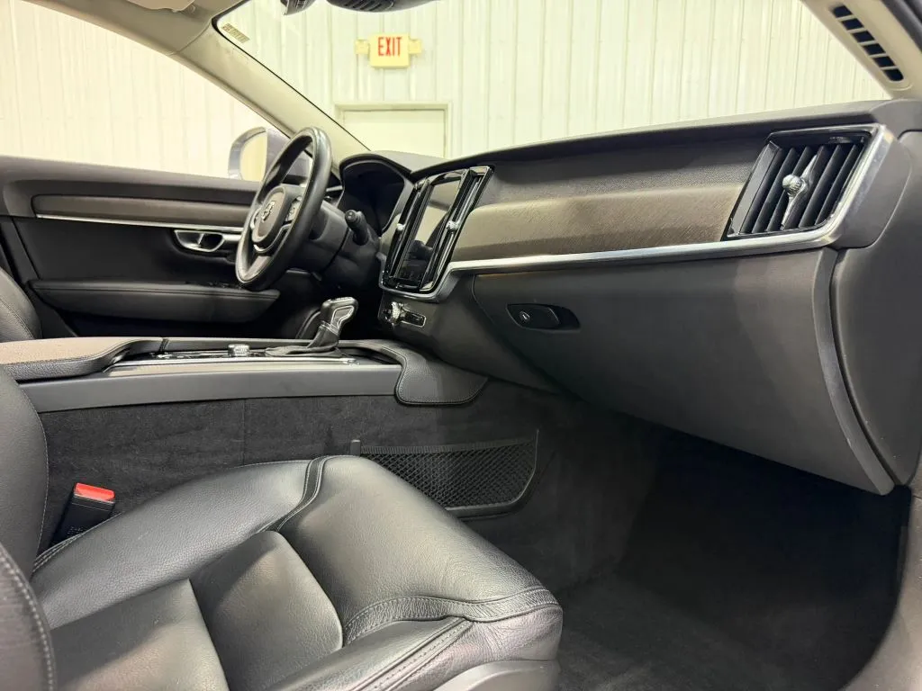 Volvo V90 photo 14