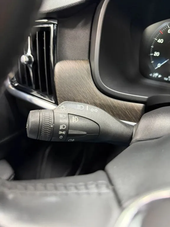 Volvo V90 photo 29