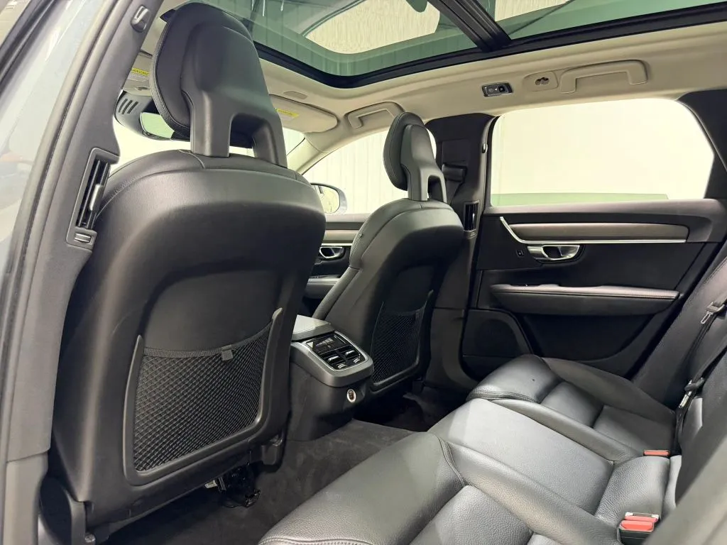 Volvo V90 photo 16