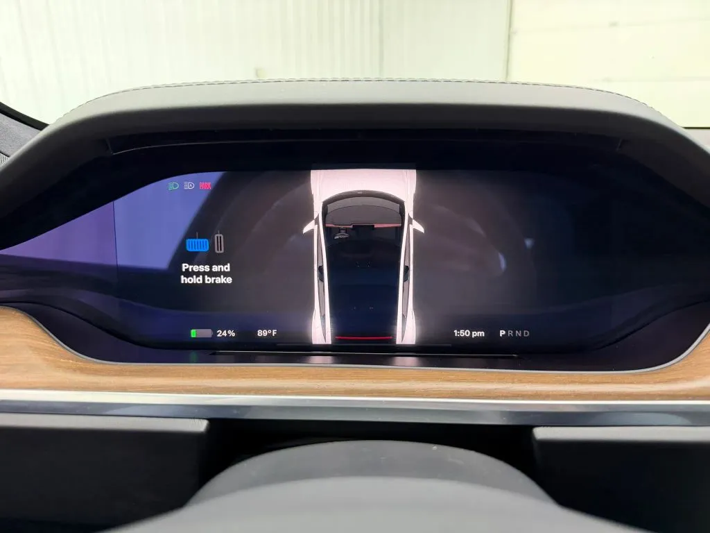 Tesla Model S photo 20