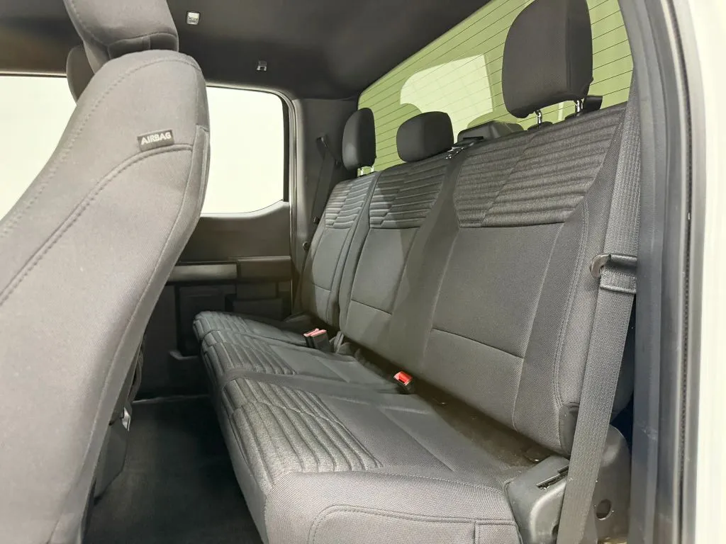 Ford F-150 photo 18