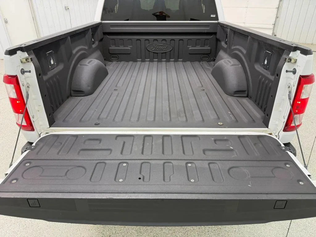Ford F-150 photo 12