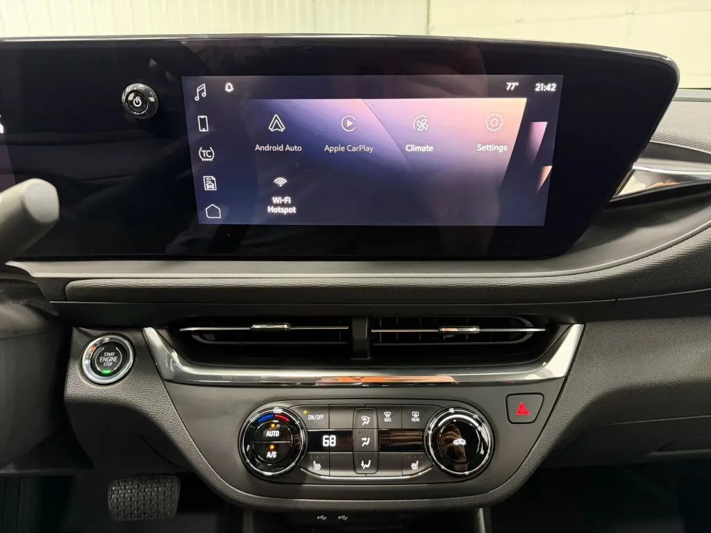Buick Envista photo 23