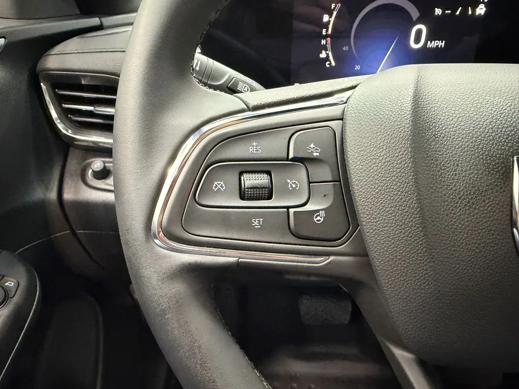 Buick Envista photo 30