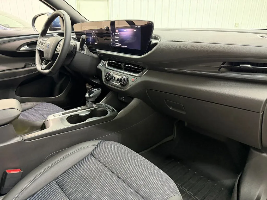 Buick Envista photo 14
