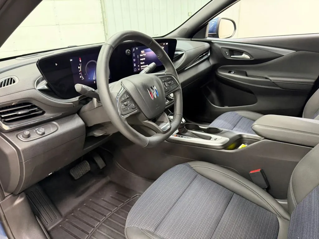 Buick Envista photo 12