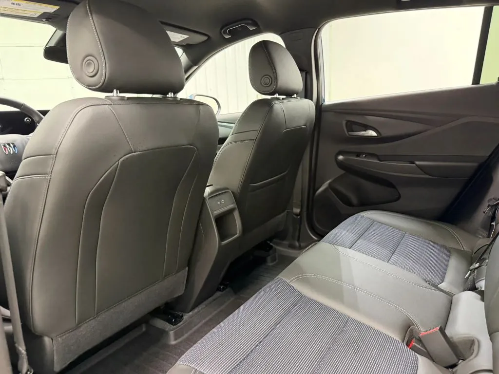 Buick Envista photo 16