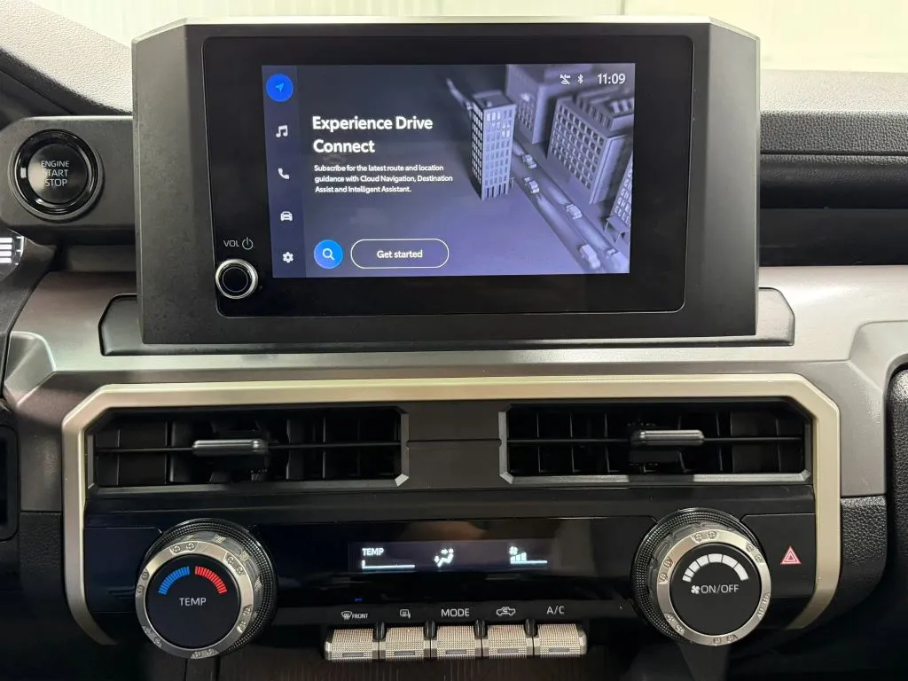 Toyota Tacoma photo 21