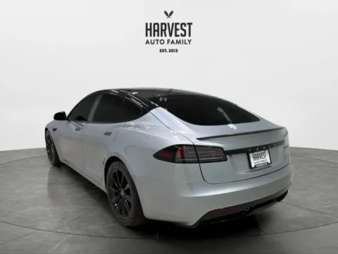 More photos of 2025 Tesla Model S Plaid Sedan 4D at Harvest Auto Family, NE