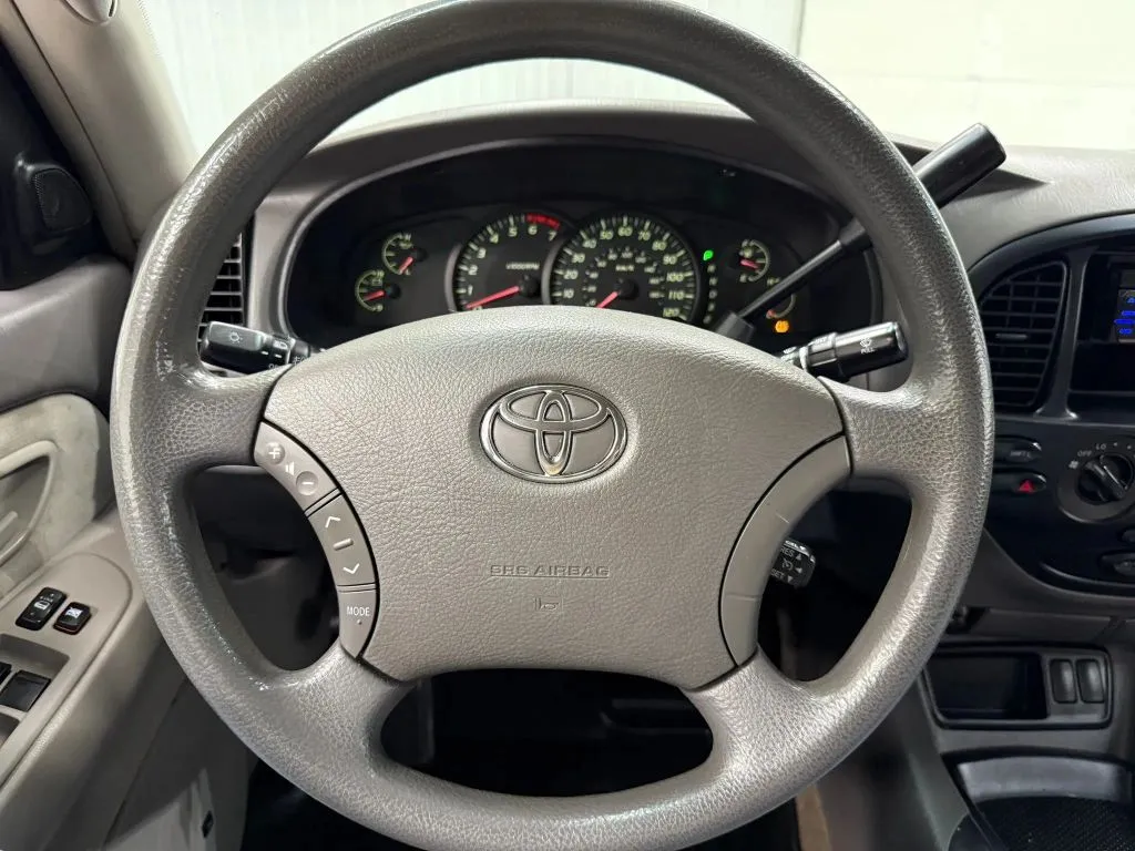 Toyota Tundra photo 19