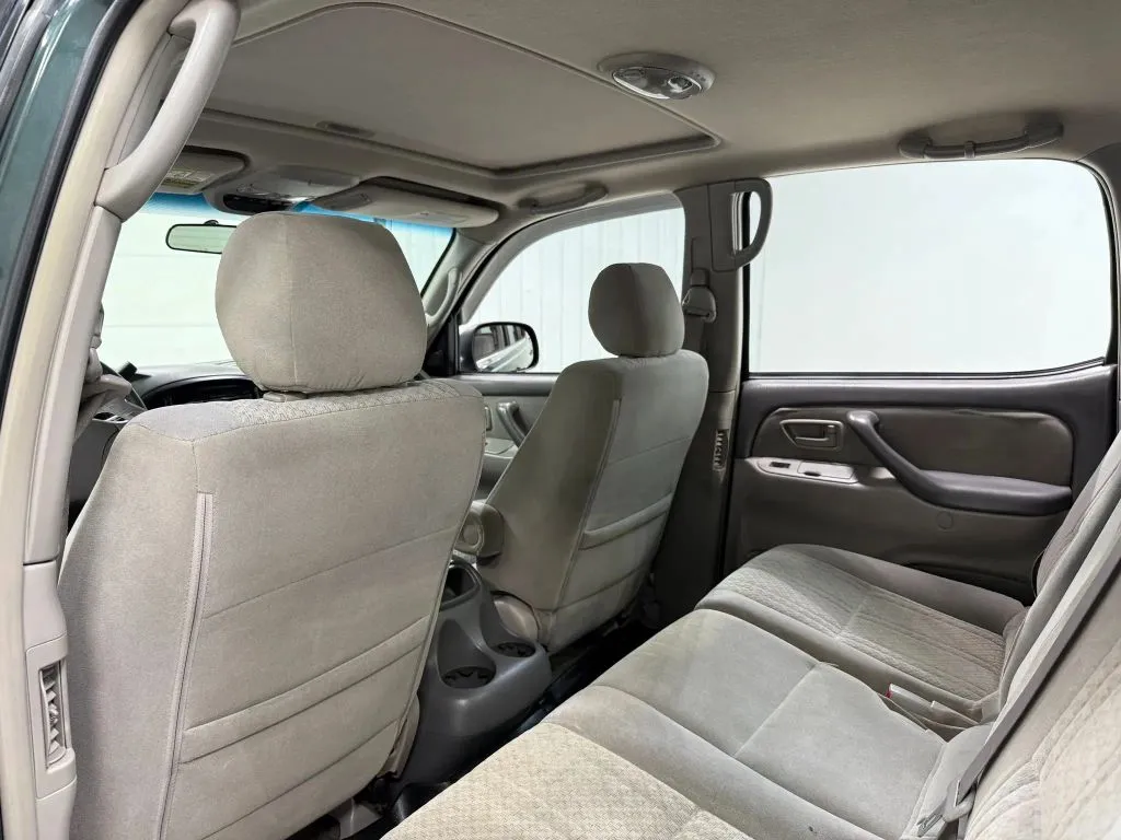 Toyota Tundra photo 16