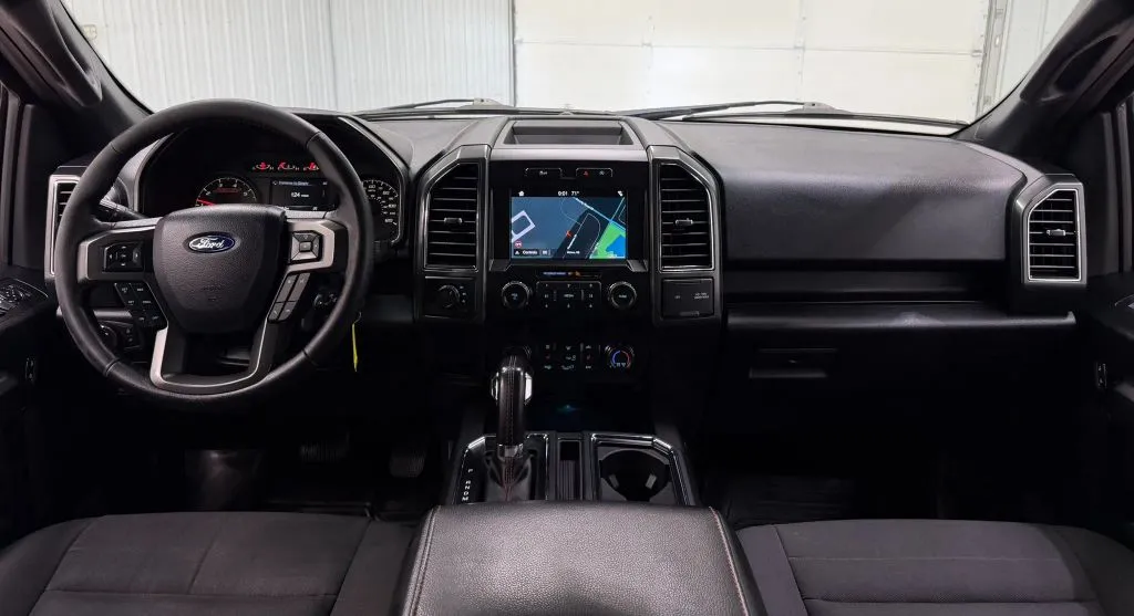 Ford F-150 photo 13