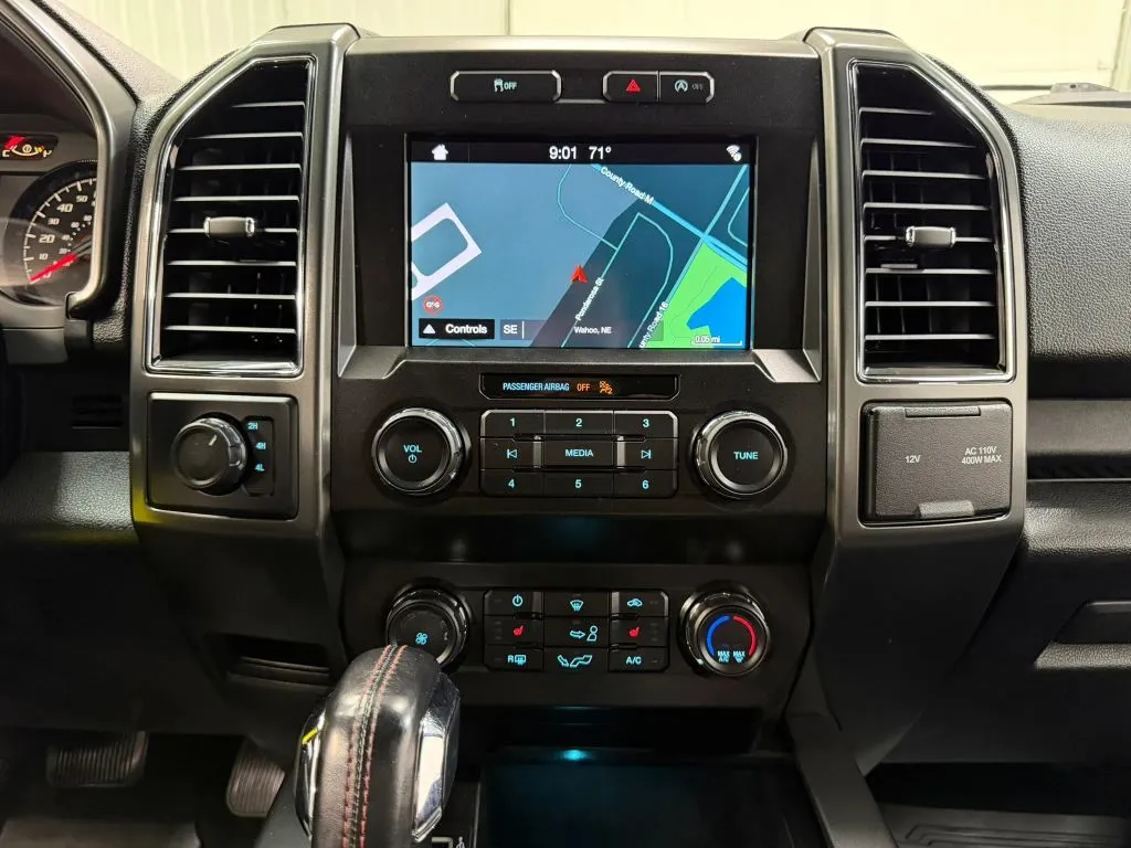 Ford F-150 photo 22