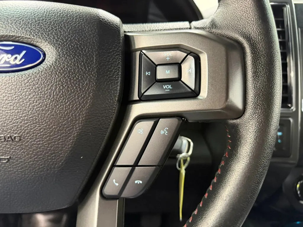 Ford F-150 photo 33