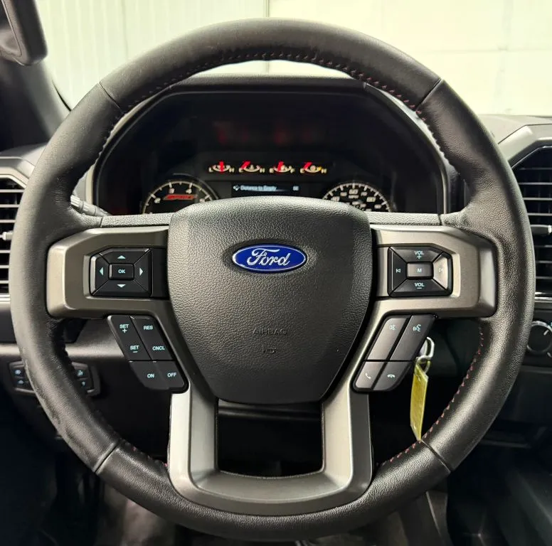 Ford F-150 photo 19