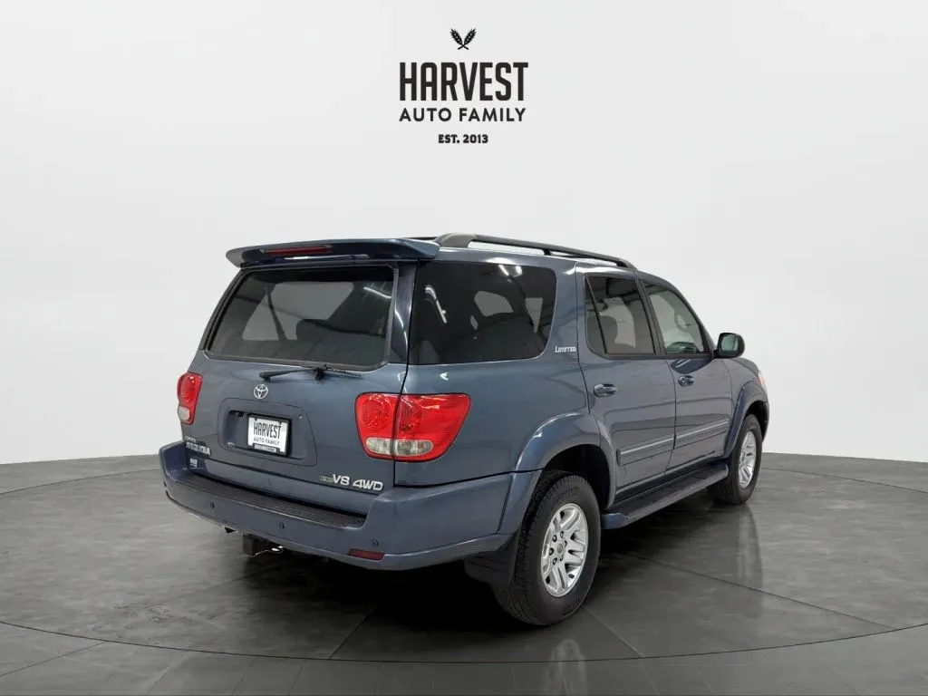 Toyota Sequoia photo 6