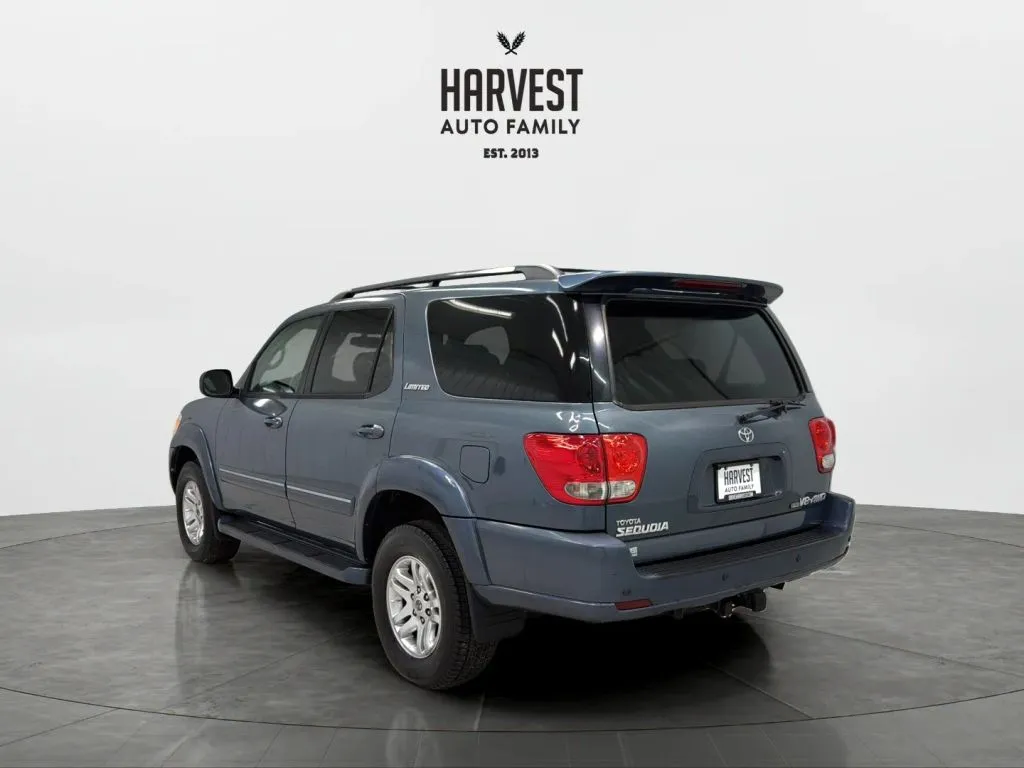 Toyota Sequoia photo 4
