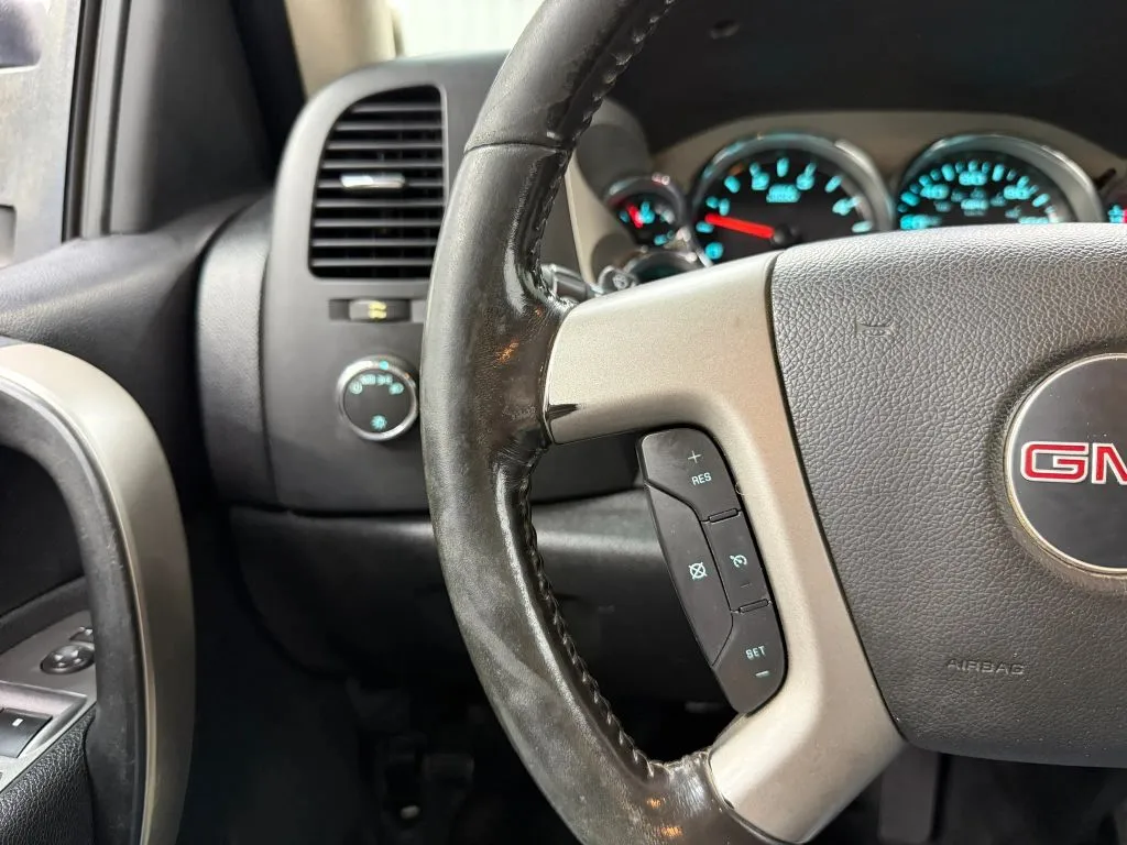 GMC Sierra photo 27