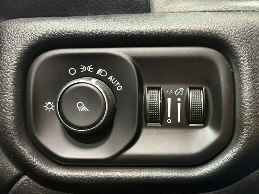 Ram 3500 photo 25