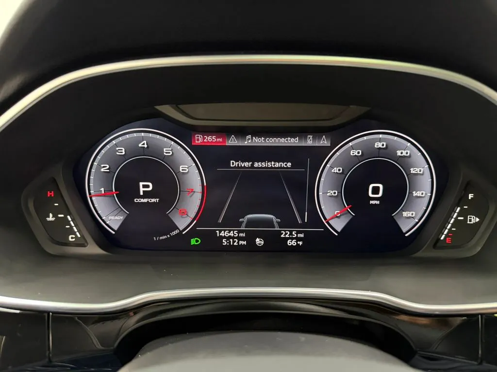 Audi Q3 photo 22