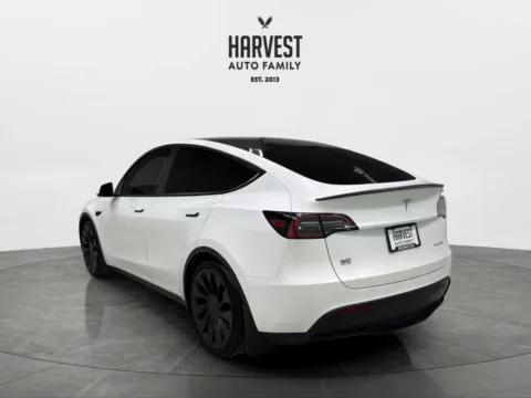 More photos of 2023 Tesla Model Y Performance Sport Utility 4D at Harvest Auto Family, NE