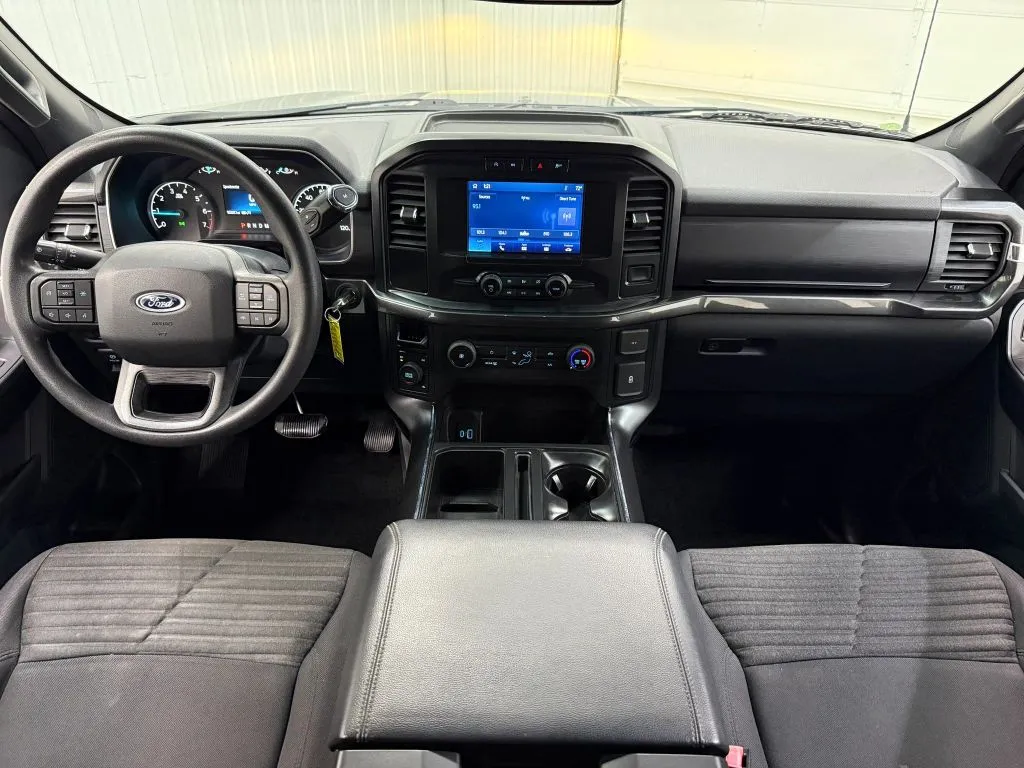 Ford F-150 photo 13