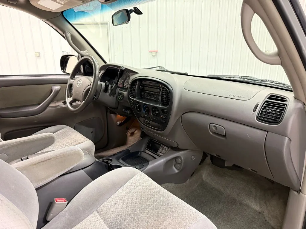 Toyota Tundra photo 14