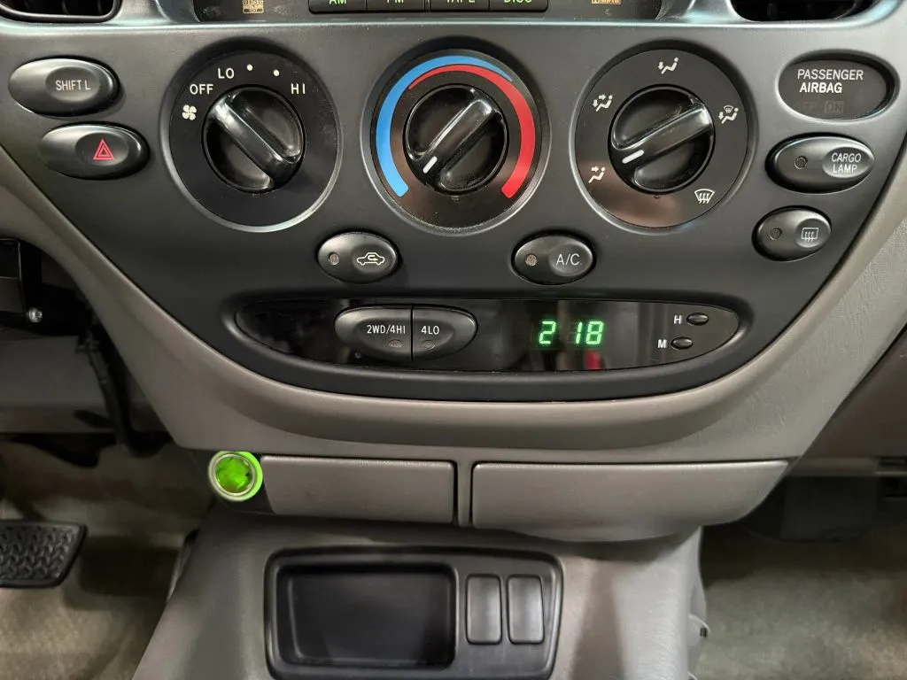 Toyota Tundra photo 23