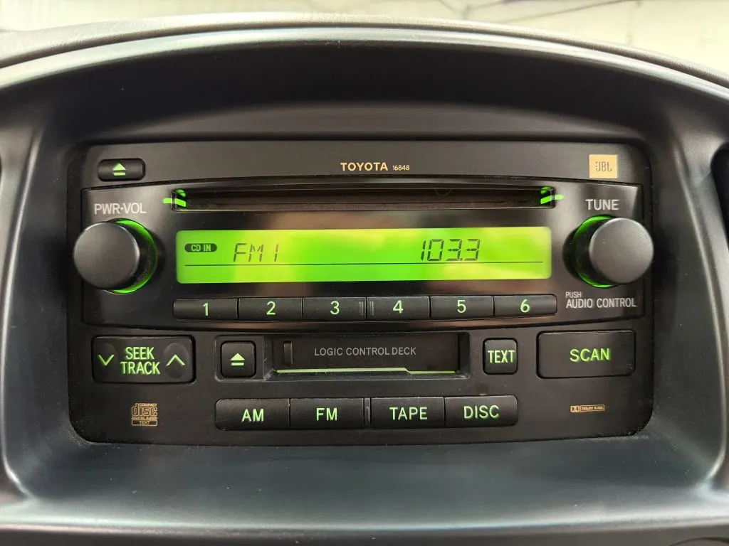 Toyota Tundra photo 22