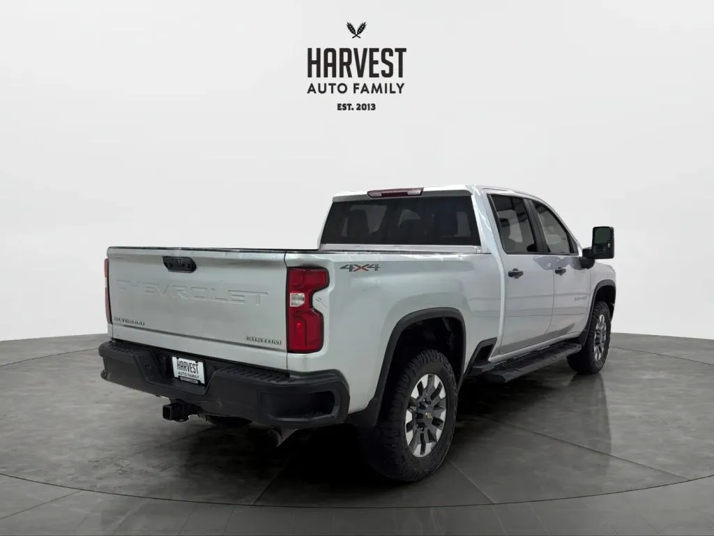 Chevrolet Silverado photo 6