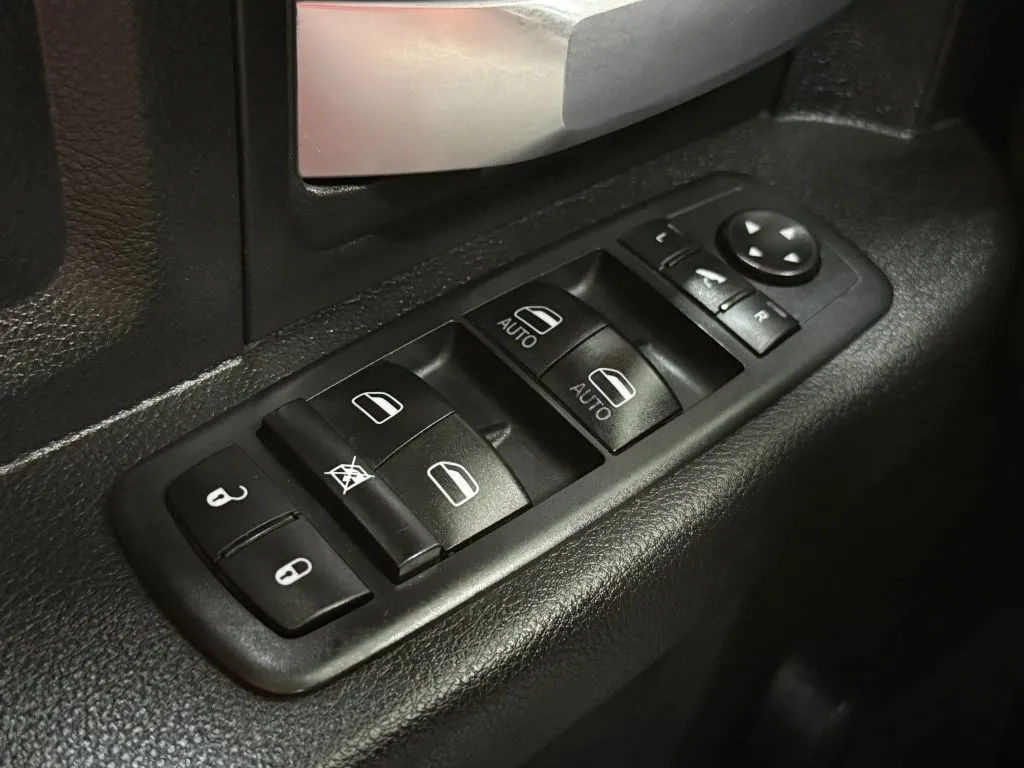 Ram 2500 photo 23