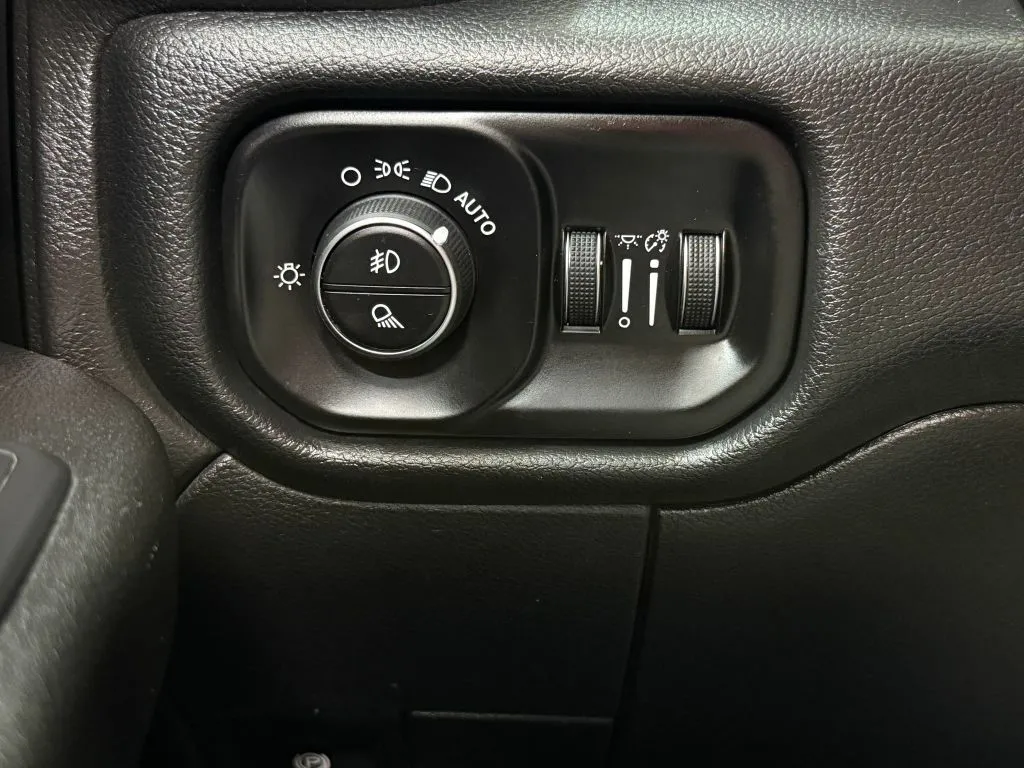 Ram 2500 photo 24