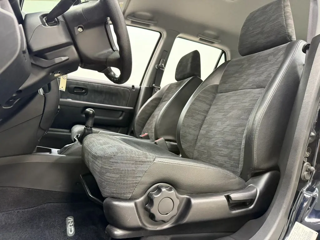 Honda CR-V photo 16