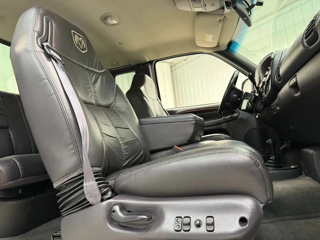 Dodge Ram photo 20