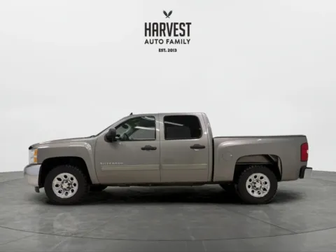 Photos of 2013 Chevrolet Silverado 1500 Crew Cab LT Pickup 4D 5 3/4 ft for sale in Wahoo, NE at Harvest Auto Family